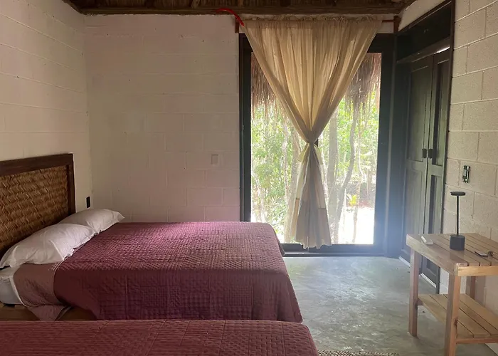 Sak Hotel *