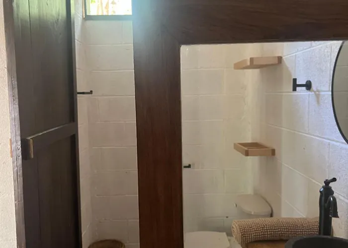 Sak Hotel *